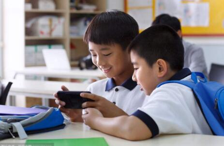 教育专用游戏了解一下？以后可以搬小学生的砖啦