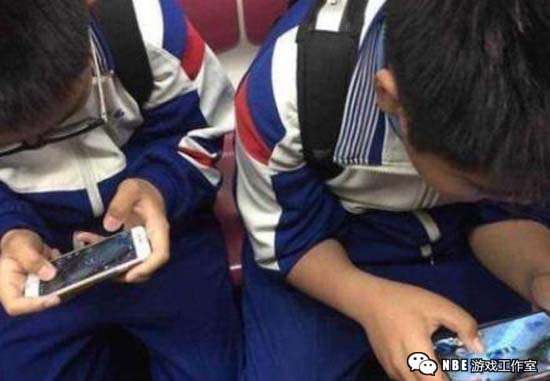 网游将在23点到凌晨6点关闭服务器，游戏宵禁令有用吗？