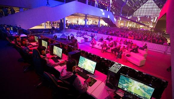 时隔14年！央视重启电竞栏目《电竞时空》，网友们这样说