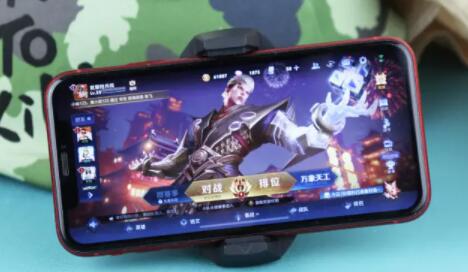 手机亮屏游戏挂机一夜危险吗？会坏吗？