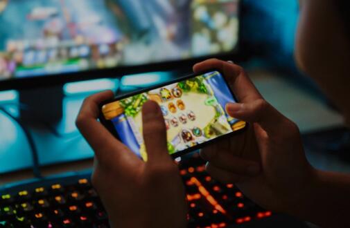 长期打游戏的人容易得什么病，容易得抑郁症吗