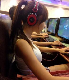 长得漂亮打游戏厉害的女生什么性格,好追吗 长得漂亮打游戏厉害的女生什么性格,好追吗