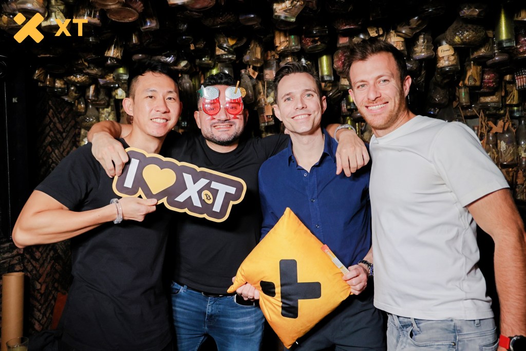 xt-beyondtrade-group-photo