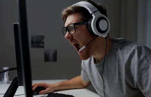 玩游戏输了特别暴躁，打游戏生气怎么调整心态和情绪