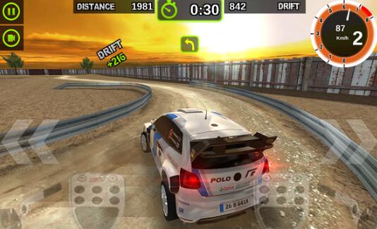 地图超大的自由驾驶赛车游戏手游