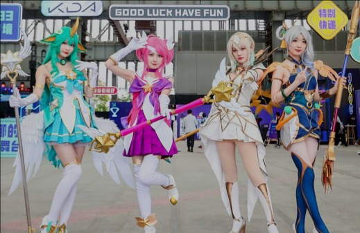 QWER女团跟英雄联盟是什么关系 QWER女团跟英雄联盟是什么关系