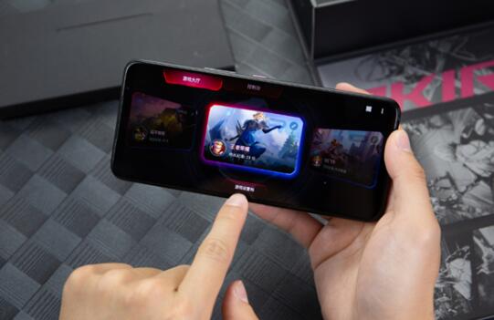 重度游戏玩家用什么手机玩的久，比较耐玩？