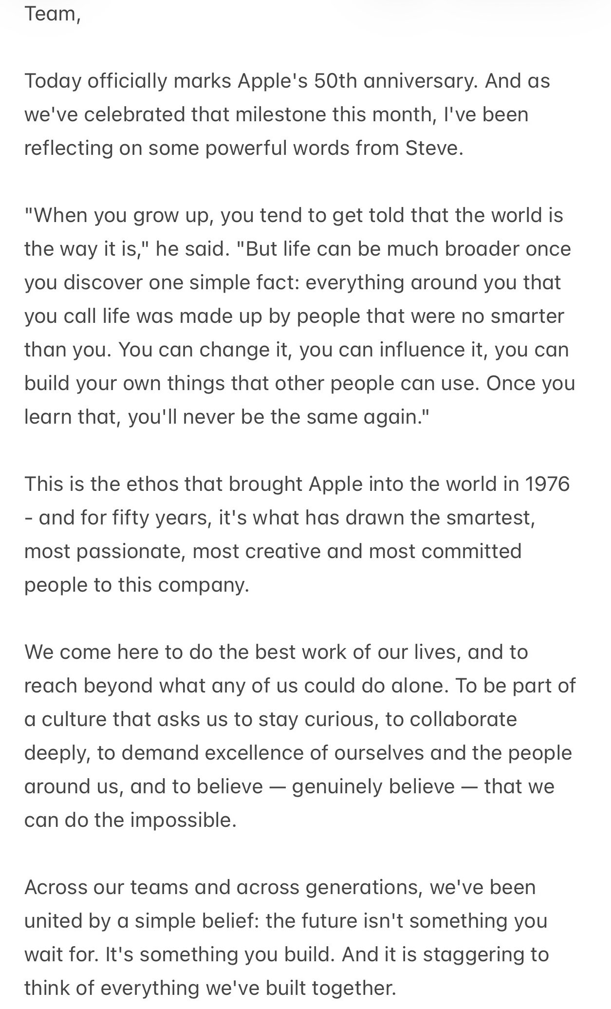 Apple 庆祝成立 50 周年，擁有 2.5 億台活躍設備