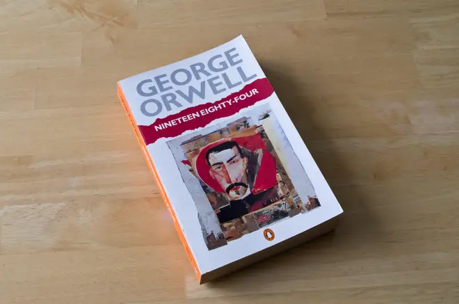 AI 在英國學校審查歐威爾的《1984》，維基百科禁止 AI 生成內容