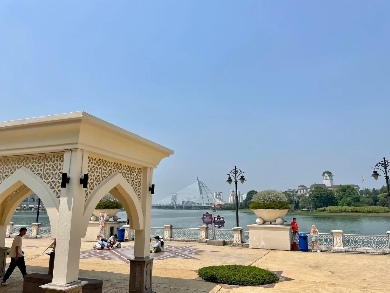 探访全球生活系列之新马10日考察记