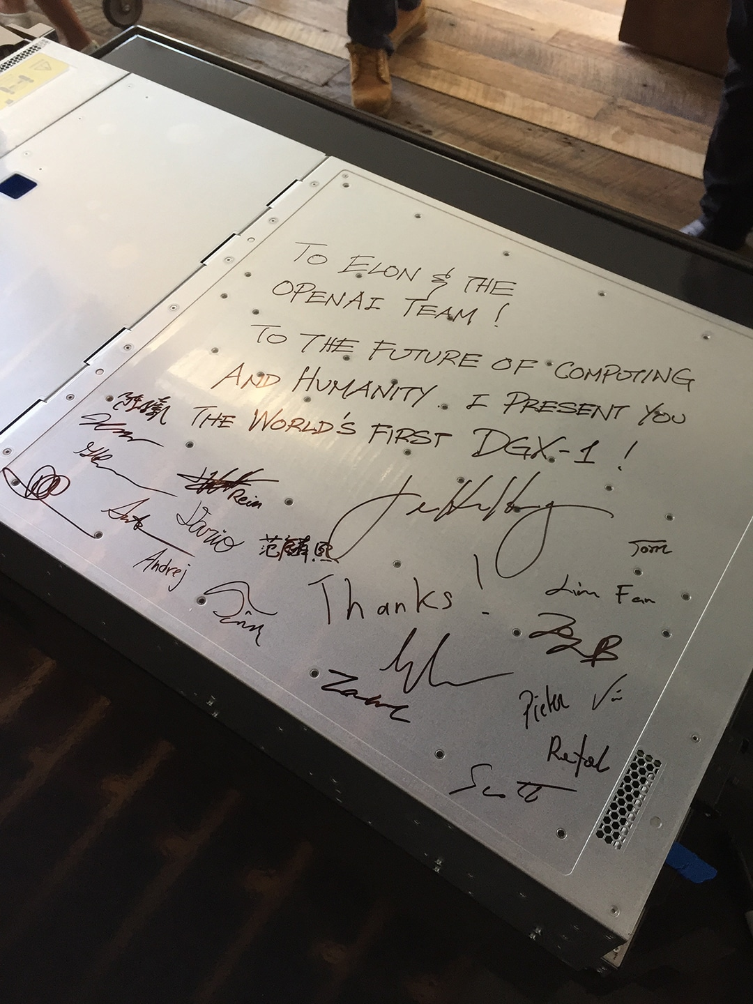 从游戏巨头、加密矿霸到AI军火商，一文回顾英伟达发家史