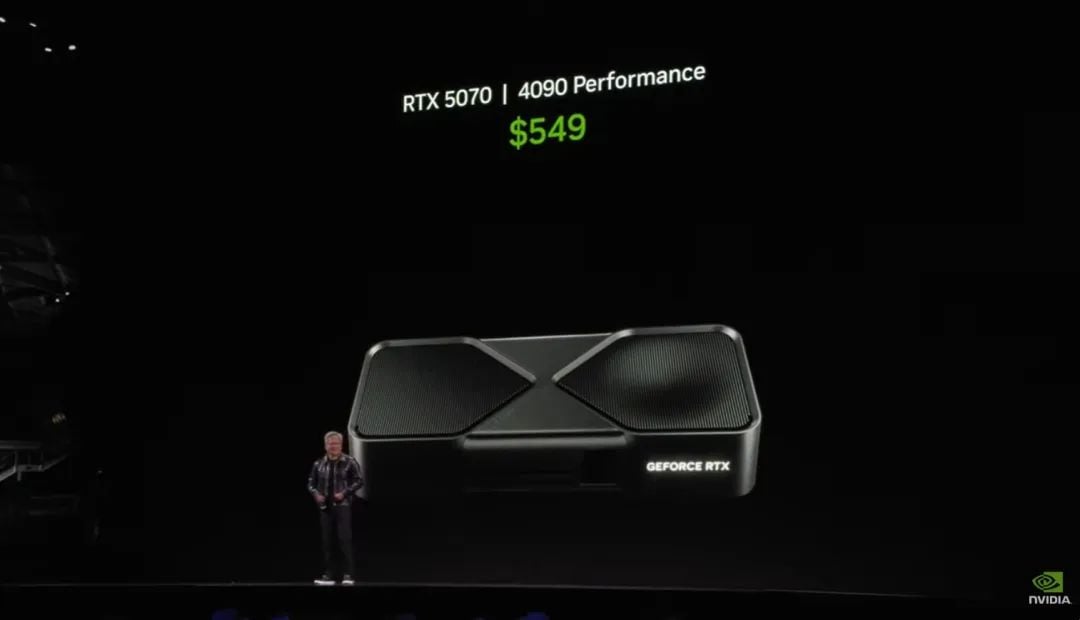 官宣超强GPU、AI超级计算机等重磅产品后,黄仁勋:AI代理“可能带来万亿美元的商机”