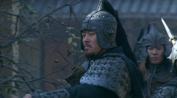 
                        官渡之战许褚出装攻略（以刚猛为主，为团队稳定输出加力）                    