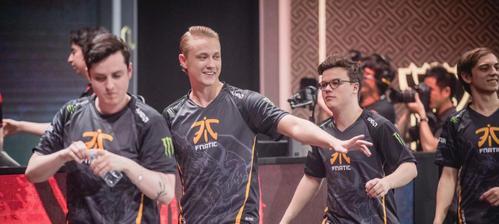 
                        电疗轮子妈出装攻略（了解电疗轮子妈的装备选择和技巧，带你成为无敌的战士）                    