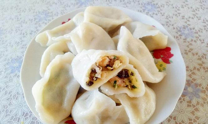 
                        《问道手游》中虾仁玉米配方的制作方法（游戏必备美食，让你走到哪都是回味无穷的味道）                    